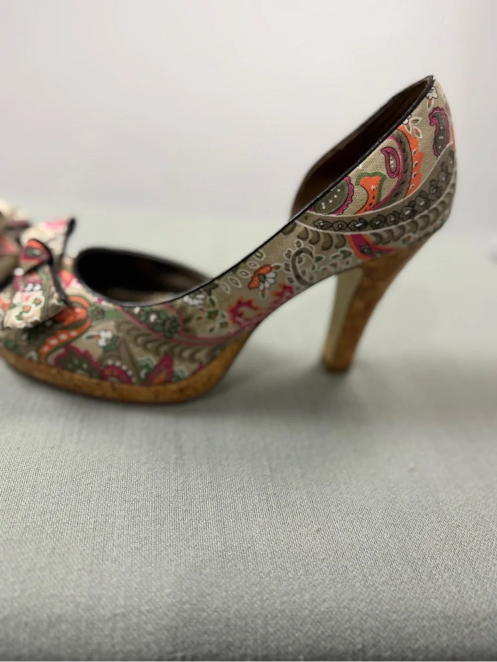Unlisted Vintage Style Floral Paisley Bow Heels Retro Chic Pumps Sz 9 - Picture 3 of 9